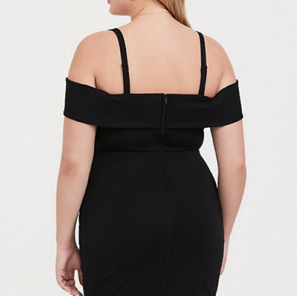 Dress - Picture 3 of 4